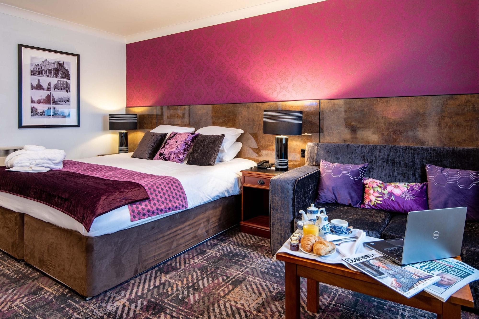 אולדהאם The Victoria Hotel Manchester By Compass Hospitality מראה חיצוני תמונה
