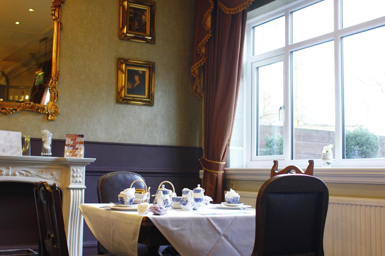 אולדהאם The Victoria Hotel Manchester By Compass Hospitality מראה חיצוני תמונה