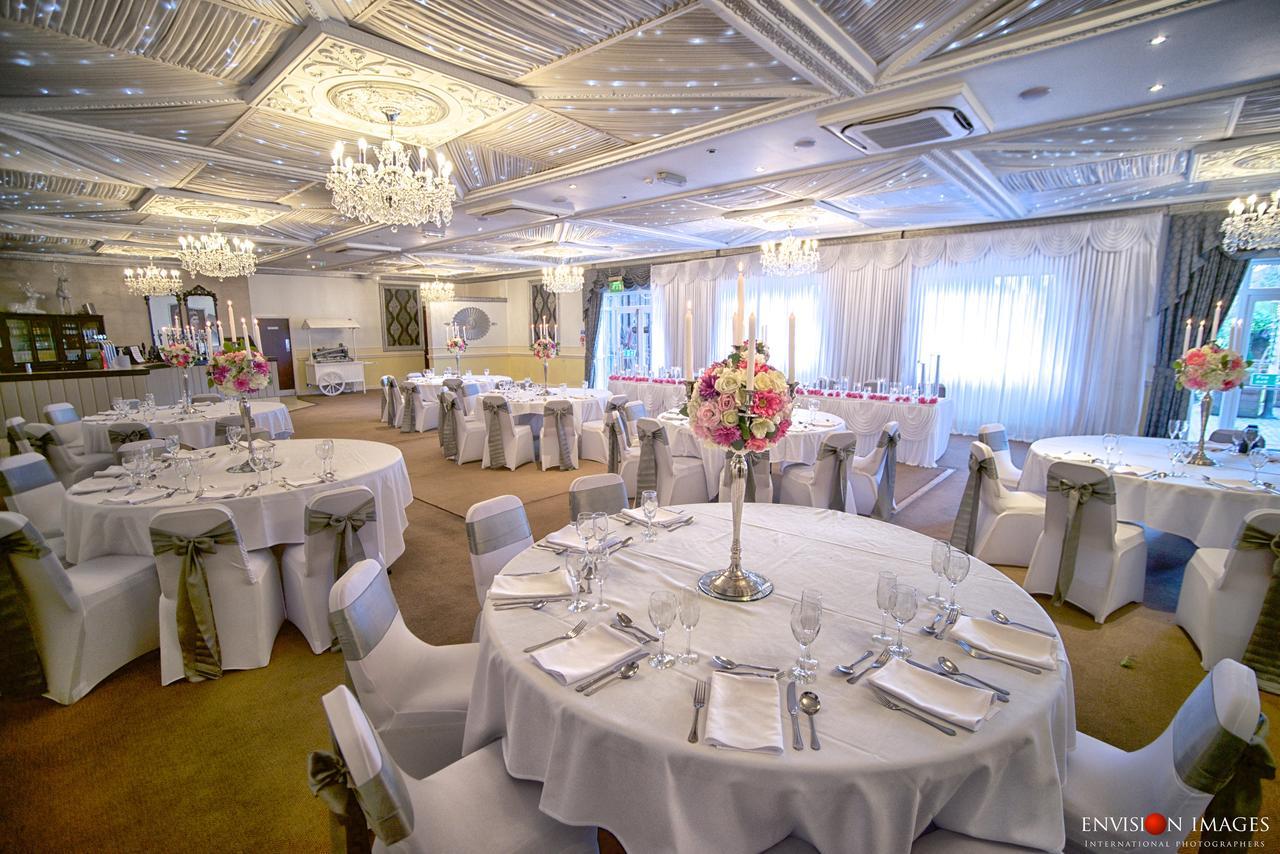 אולדהאם The Victoria Hotel Manchester By Compass Hospitality מראה חיצוני תמונה